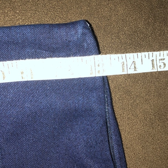 ๐๐GB BRAND DARK DENIM MINI SKIRT W/ ZIPPER SIDE - Picture 7 of 9